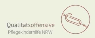 Logo für die Qualitaetsoffensive Pflegekinderhilfe NRW